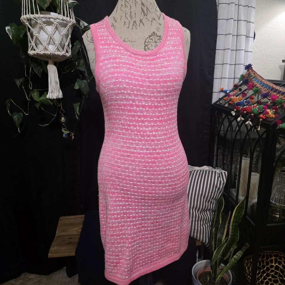 Lilly Pulitzer Carlow Sleeveless Dress Pink and White Stretchy  Knit